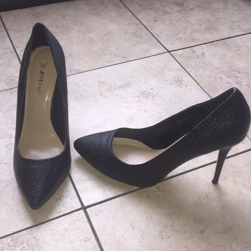 Just fab black pumps; worn once